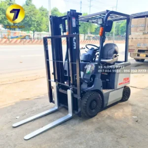 Xe nâng điện ngồi lái TCM FB15-7