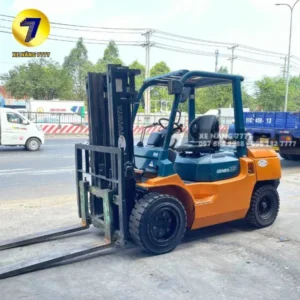 Xe nâng dầu TOYOTA 02-7FD35