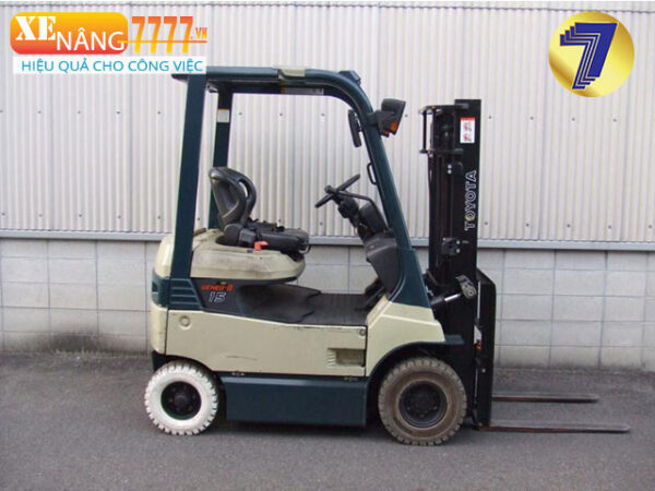 Xe nâng điện ngồi lái TOYOTA 7FB15