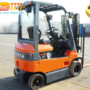 Xe nâng điện ngồi lái TOYOTA 7FB15
