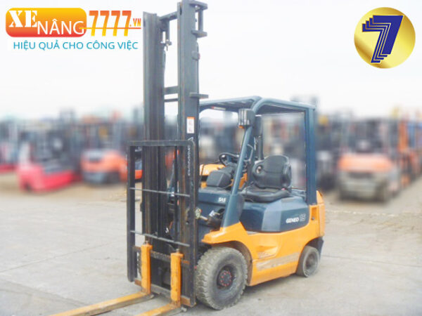 Xe nâng xăng gas TOYOTA 7FG15