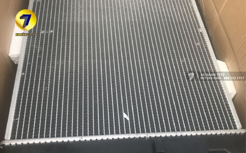 Két nước xe nâng