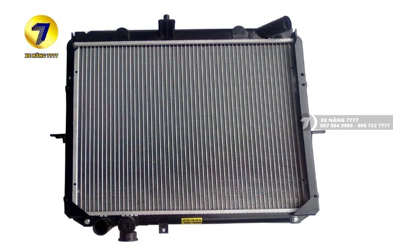 Két nước xe nâng