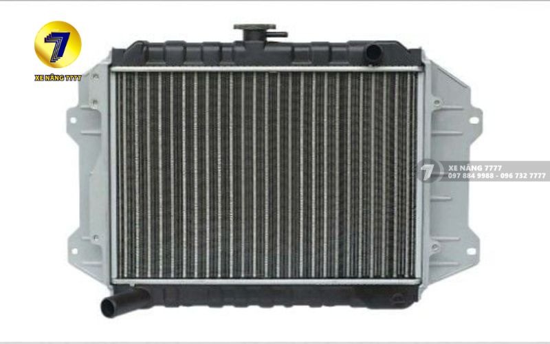 Két nước xe nâng