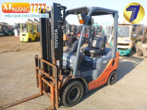 xe nâng dầu toyota 8fd15