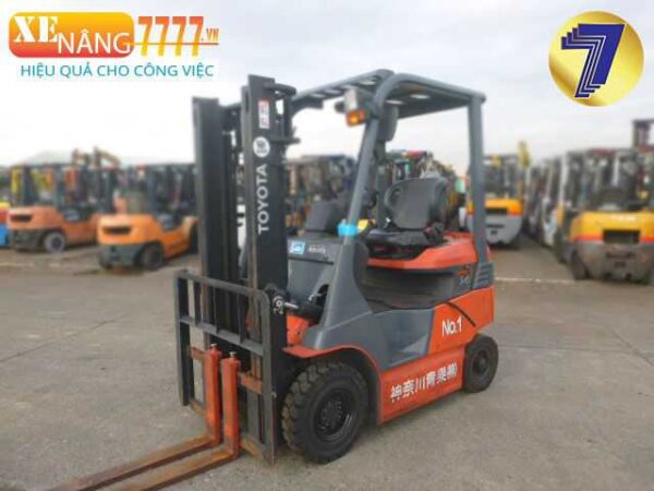 xe nâng điện ngồi lái toyota 7fbh14