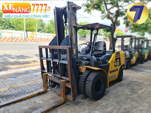 Xe nâng dầu KOMATSU FH35-1
