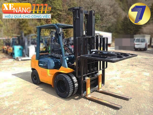 Xe nâng xăng gas TOYOTA 40-7FG25