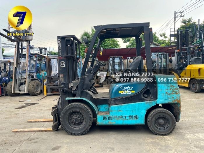 Xe nâng dầu SUMITOMO 11FD25PAXIII24D