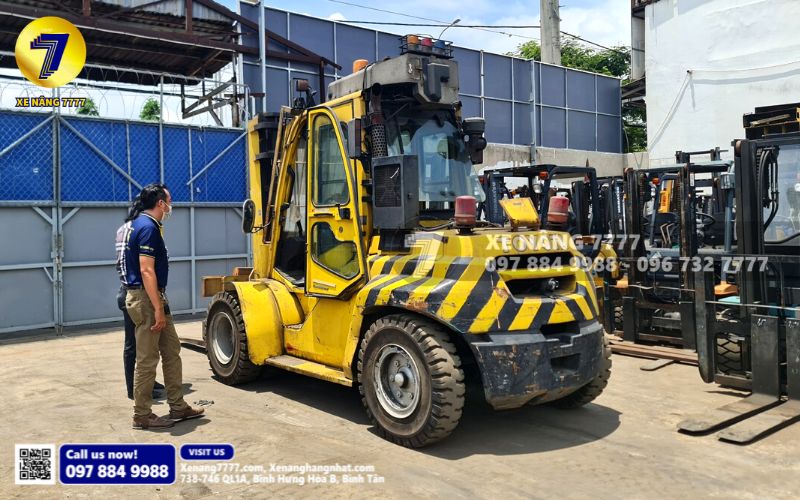 Xe nâng dầu chạy có tốn dầu không, tốn bao nhiêu lít dầu một ngày phụ thuộc vào nhiều yếu tố