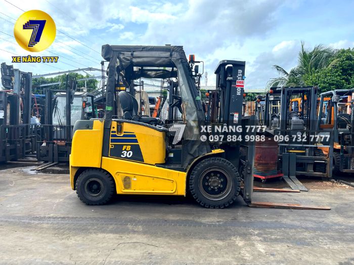 Xe Nâng Điện Ngồi Lái KOMATSU FB30-12