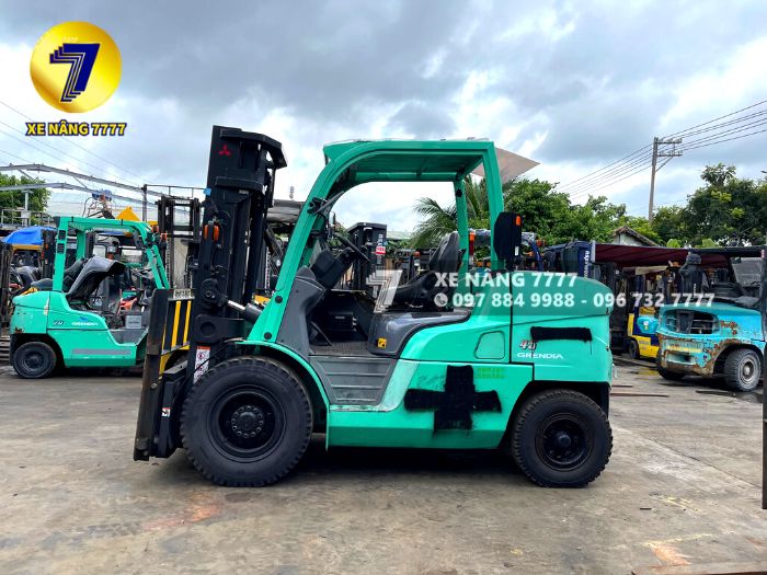 Xe Nâng Dầu MITSUBISHI FD45NT