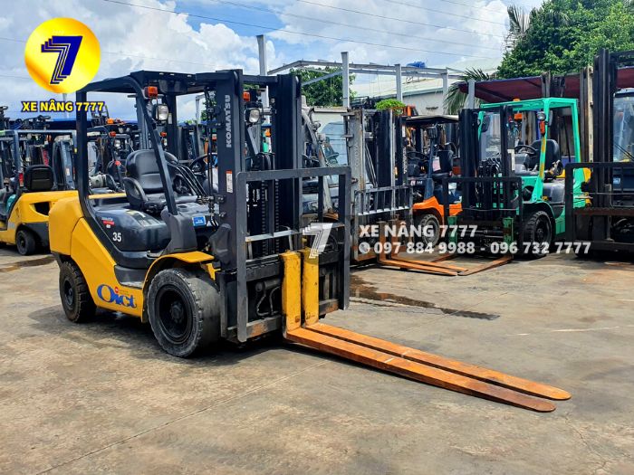 Xe nâng dầu KOMATSU FD35AT-17