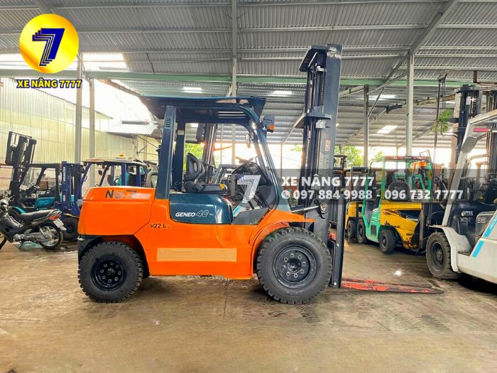 Xe Nâng Dầu TOYOTA 7FD40