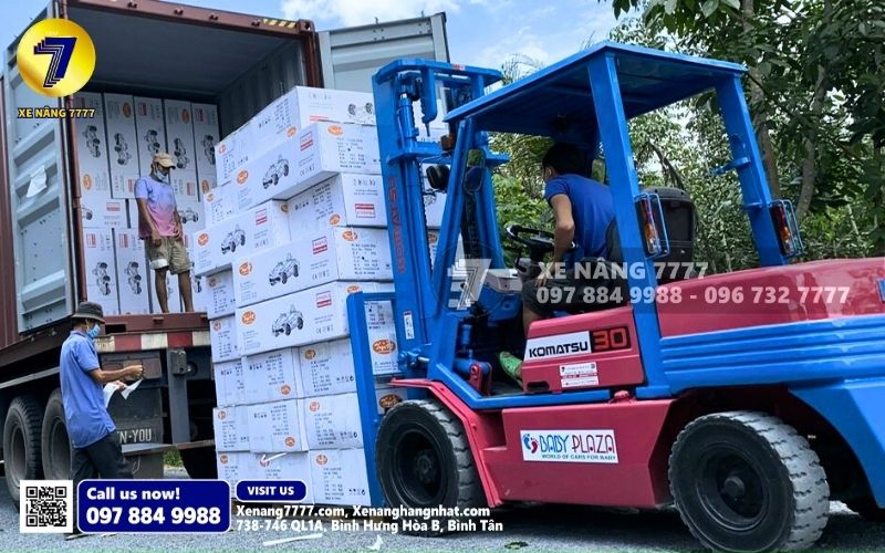 Tải trọng là chỉ số cho biết tổng khối lượng người/ hàng hóa thực tế mà phương tiện đang chở