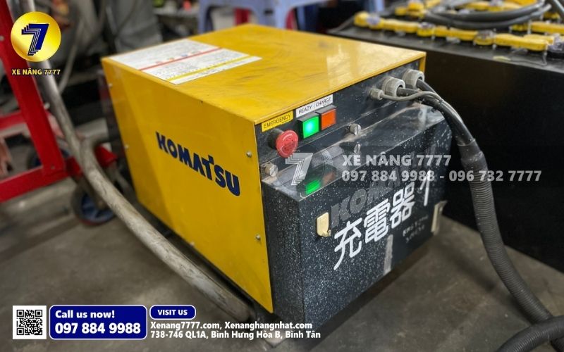 Máy sạc xe nâng điện