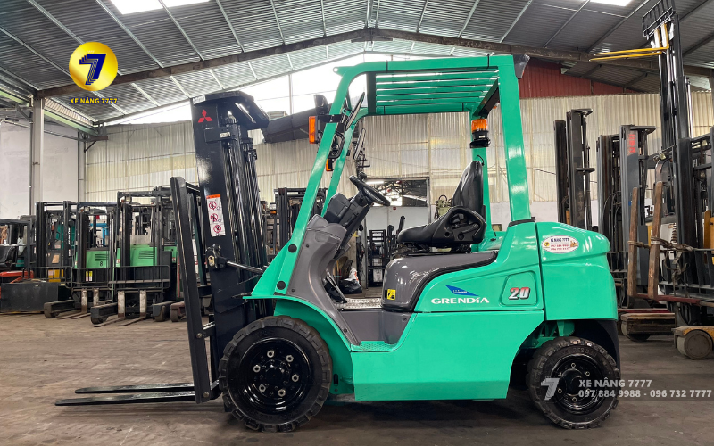 Xe Nâng Dầu 2 Tấn MITSUBISHI FDE20T