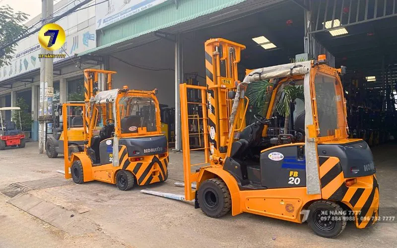 Hệ thống đèn xe nâng