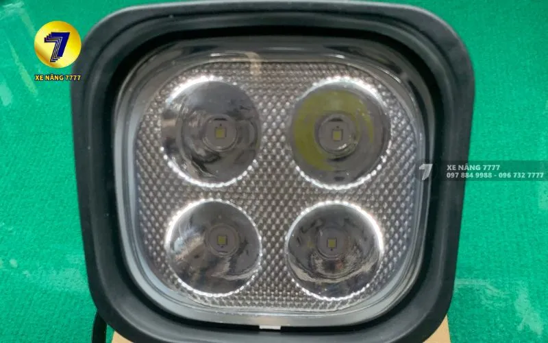 Đèn Pha 4 Bóng Led