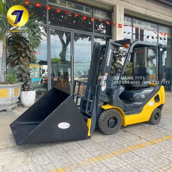 xe-nang-dau-1-5-tan-komatsu-fd15c-21-1.webp