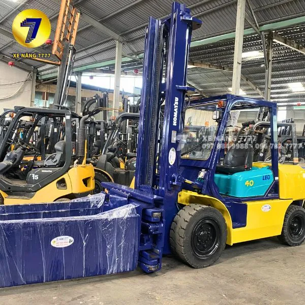 Xe Nâng Dầu 4 Tấn KOMATSU FD40W-7