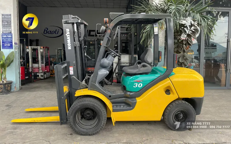 Xe nâng dầu KOMATSU FD30C-15