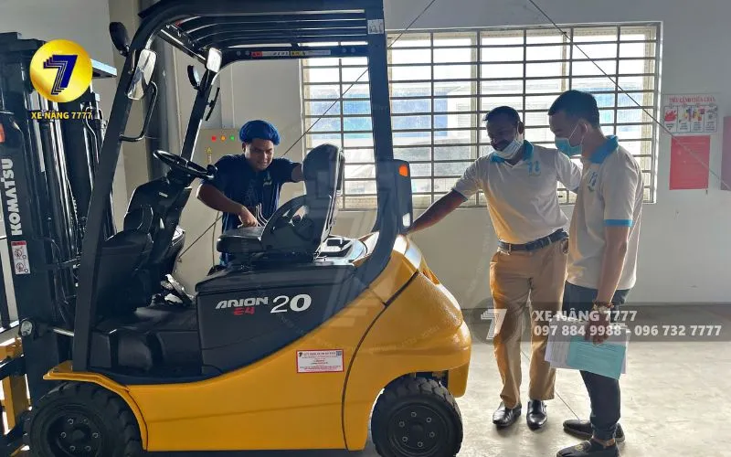 Những lưu ý về dầu xe nâng