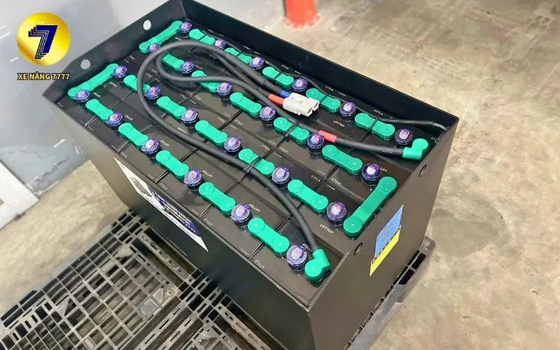 Bình Điện Xe Nâng Axit Chì LIFTTOP 470Ah-48V