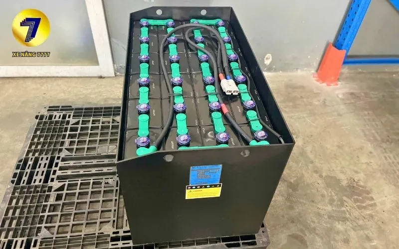 Bình Điện Xe Nâng Axit Chì LIFTTOP 470Ah-48V