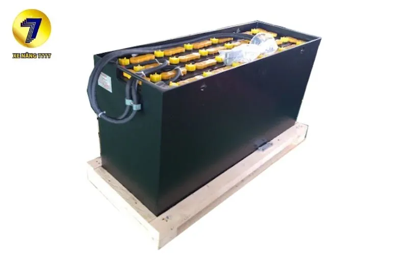 Bình Điện Xe Nâng Axit Chì ROCKET 201Ah-48V