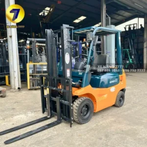 Xe Nâng Dầu 1.5 Tấn TOYOTA 7FD15