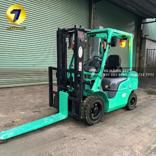 Xe Nâng Dầu 2.5 Tấn MITSUBISHI FDE25T