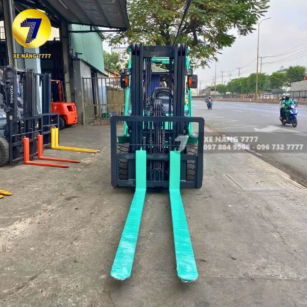 Xe Nâng Dầu 4 Tấn MITSUBISHI FDE40NT