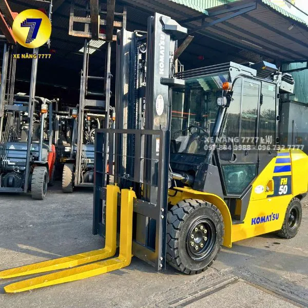 Xe Nâng Dầu 5 Tấn KOMATSU FH50-2