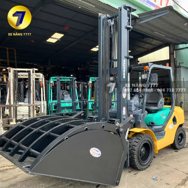 Xe Nâng Dầu 3 Tấn KOMATSU FD30C-16
